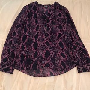 ANA petite blouse  Petite Small snake skin print split neck